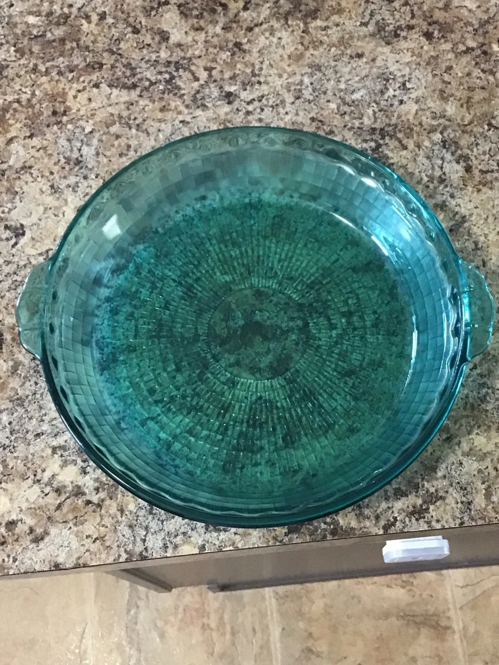 RARE HTF Pyrex Turquoise Basket Weave Glass Pie Dish